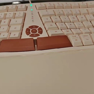 键盘选对，加班不累：分享一把让我安静码字的人体工学利器