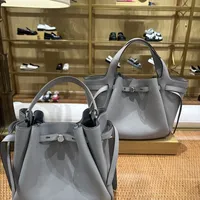 Tory Burch Romy系列是轻奢通勤首选还是溢价鸡肋？1000+用户观点大PK