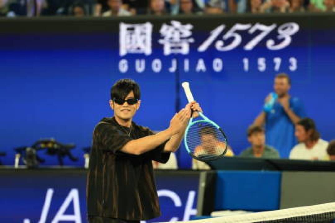 澳网一分定胜负:业余教练爆冷夺冠,独揽470万奖金