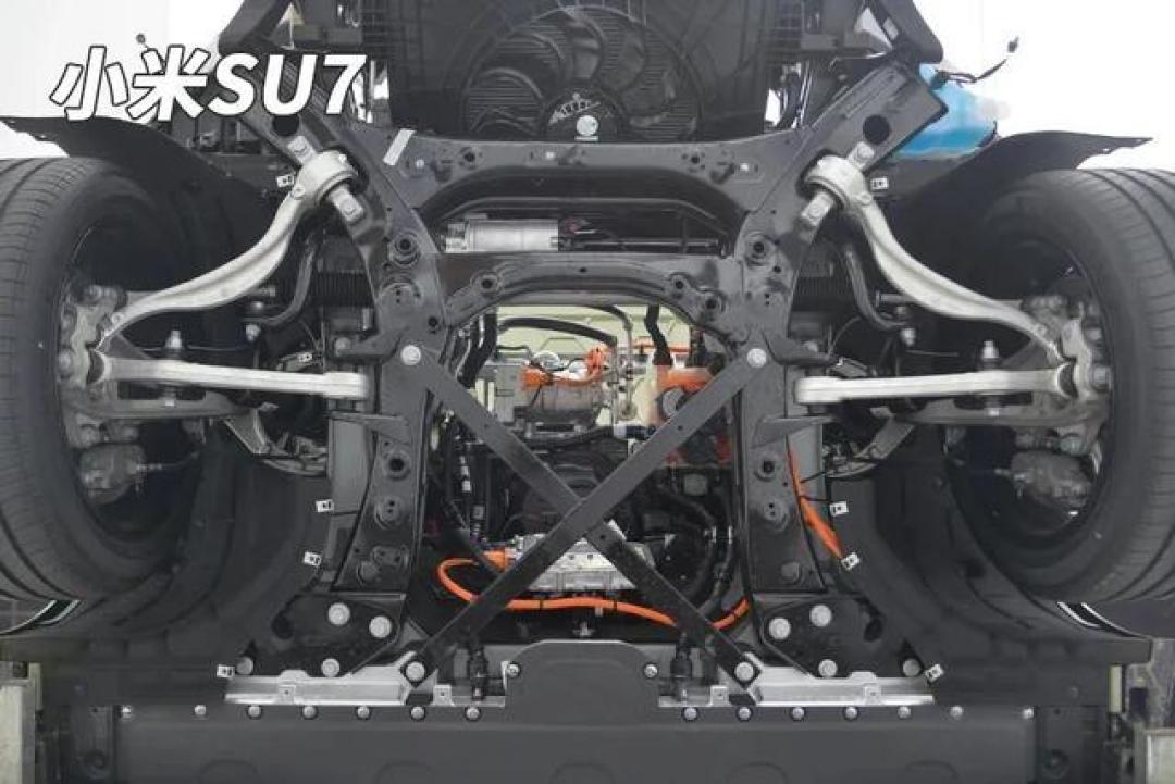 雷军称新SU7为驾驶者之车:底盘、三电、智驾全面揭秘