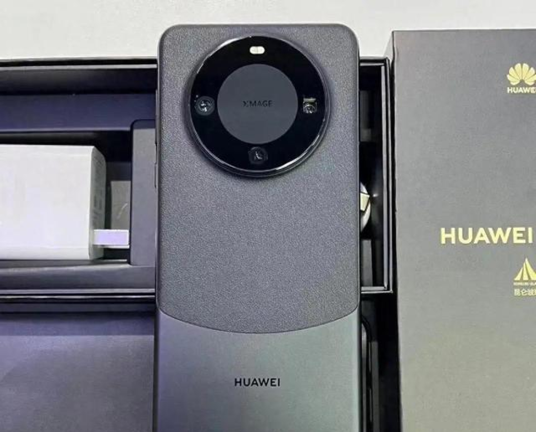 华为开启清仓模式，从6699元跌至4386元，昆仑玻璃+512GB+鸿蒙OS！！