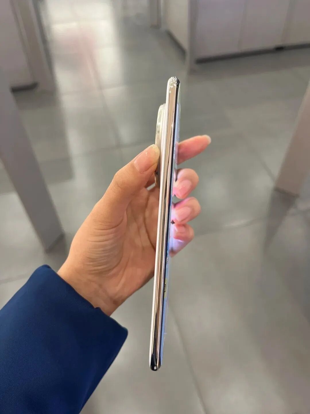 如何评价华为Mate 70 Air系列手机，值得购买吗？