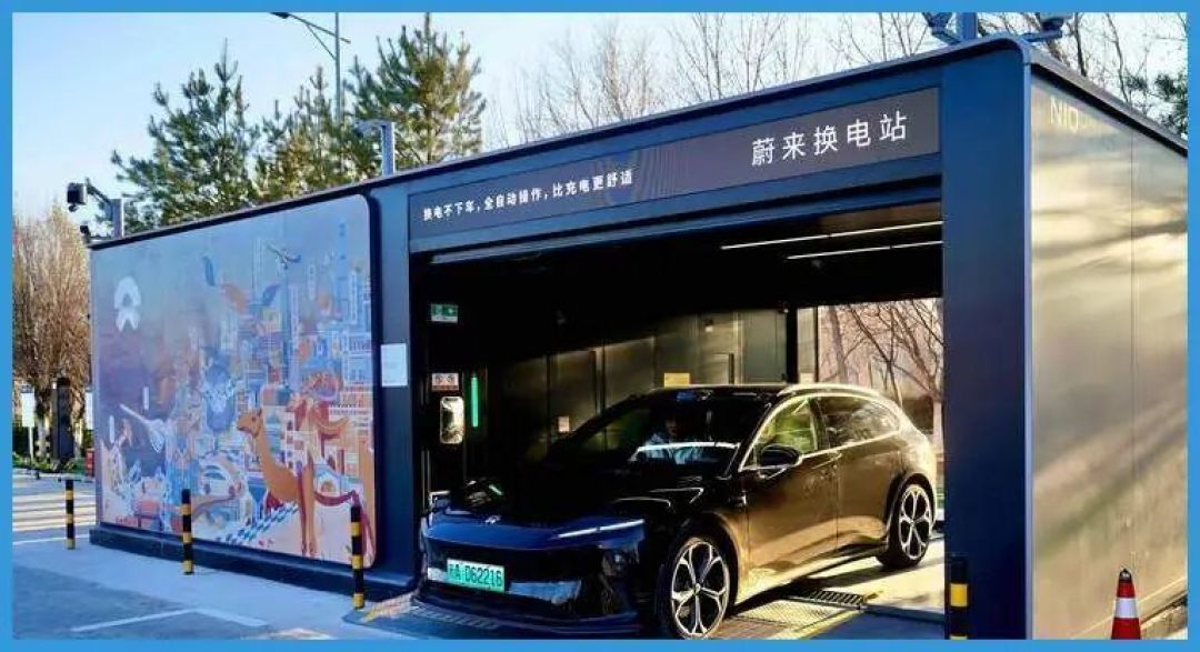 蔚来ES9震撼登场!5米4超长车身媲美头等舱,50万起售,停车挑战升级