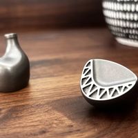 钛金属耳机的音乐盛宴：UM Maven II深度体验