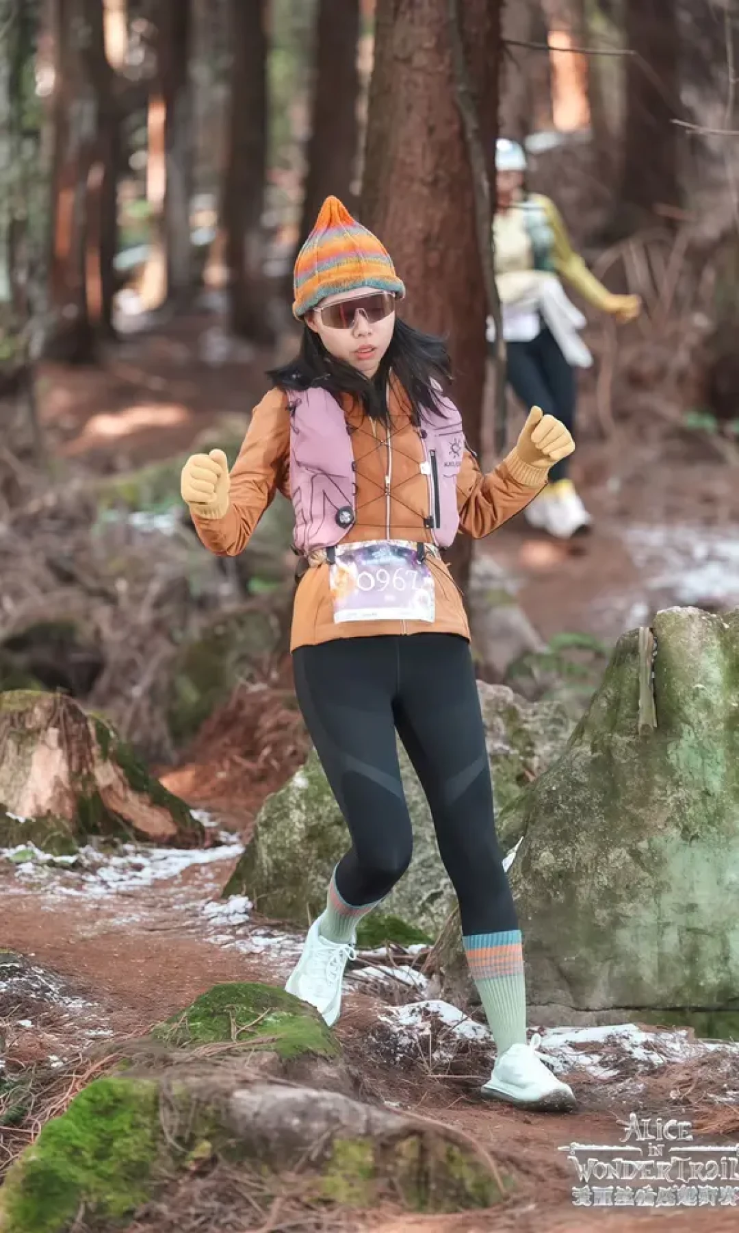 踏雪爱丽丝，冬季越野赛怎么穿