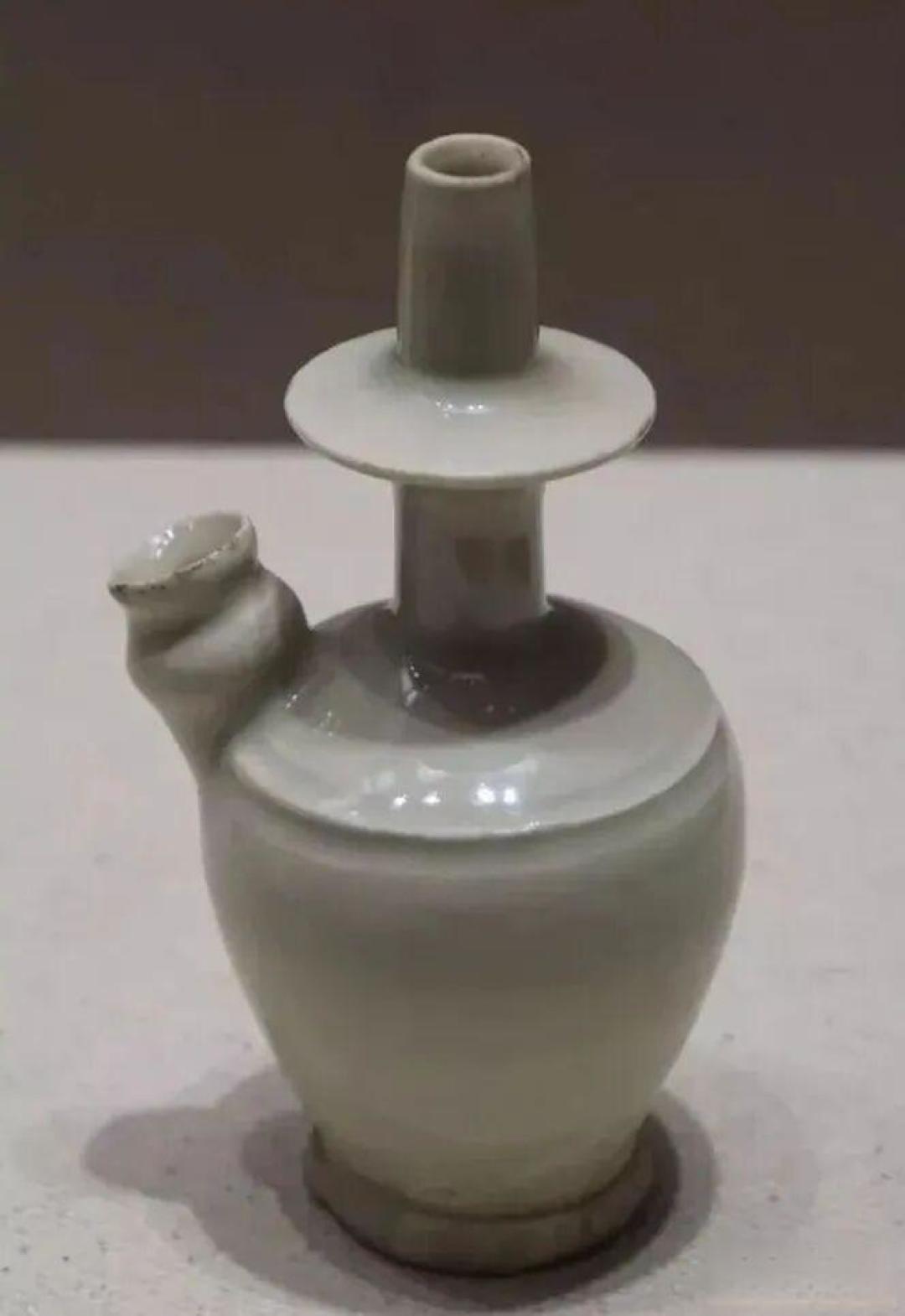 最神圣的瓶子,卖了接近一个亿