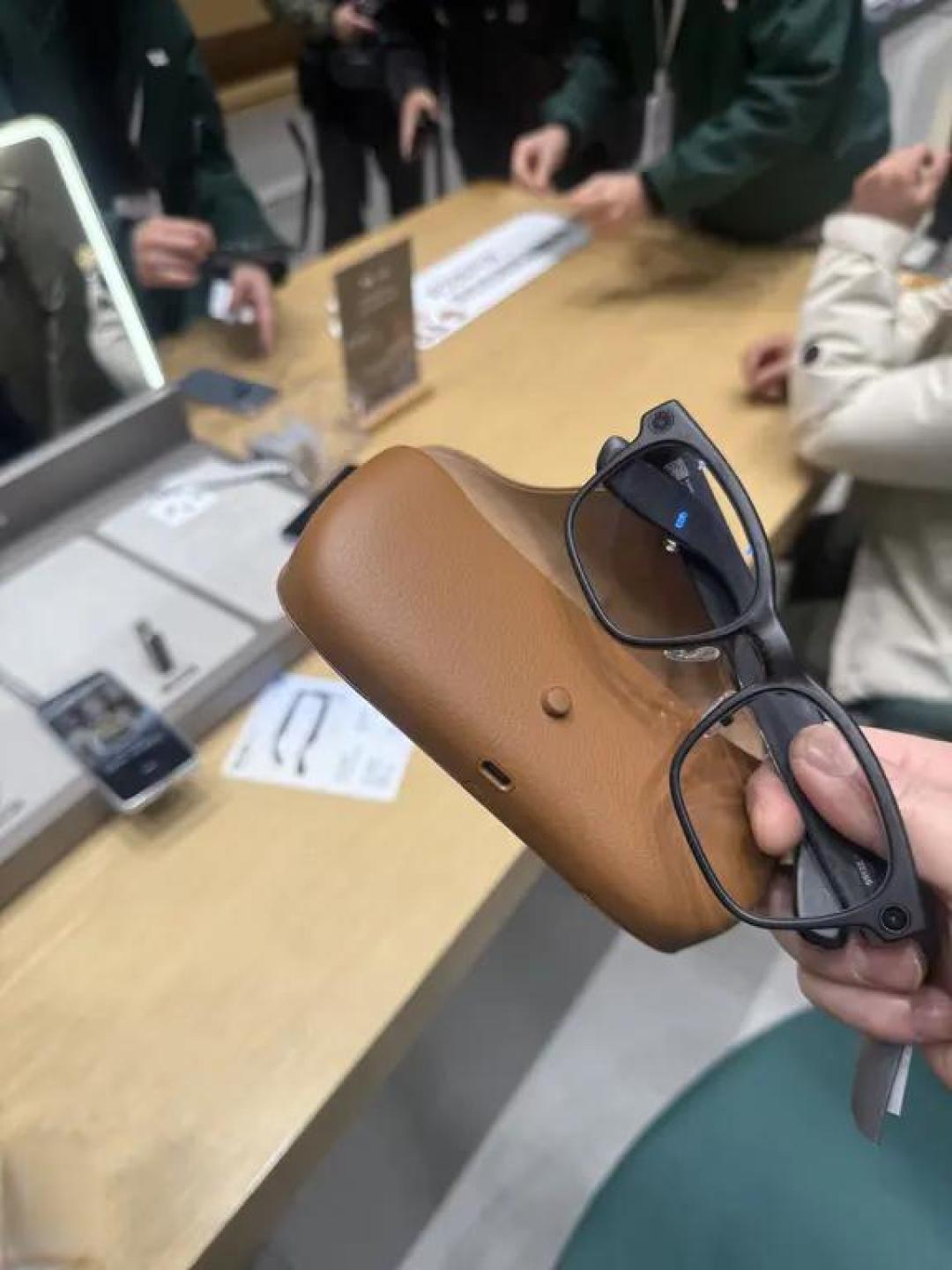 理想AI眼镜👓还不错