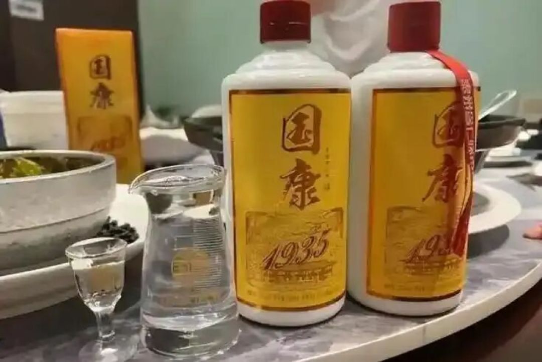 看看你喝过几种?这6款“口粮白酒”,口感好,价格还便宜,懂酒的老酒友都在悄悄囤!