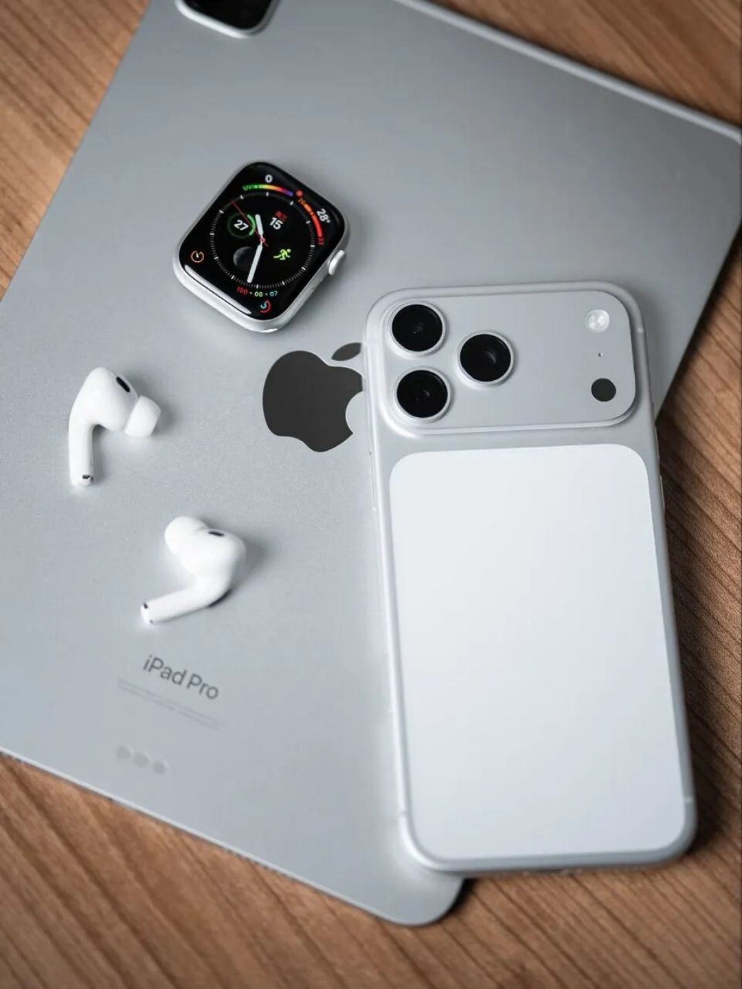 苹果“以旧换新”更新:iPhone16ProMax最高可抵5800元,华为、小米、OPPO也纳入折抵范围