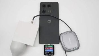 联想推出thinkplus伸缩快充线，支持PD3.2 240W 与7A大电流，超薄体积随拉随用！