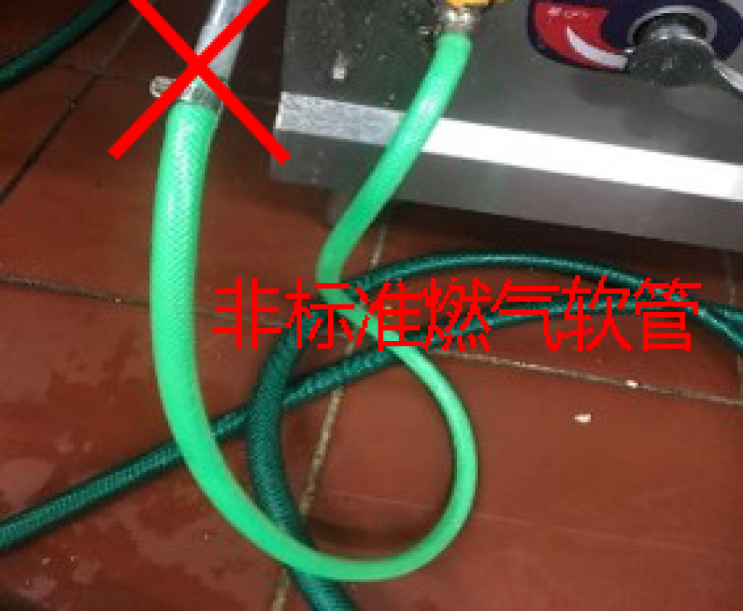 出现这4种情况，燃气灶“没坏也要换”！速自查→