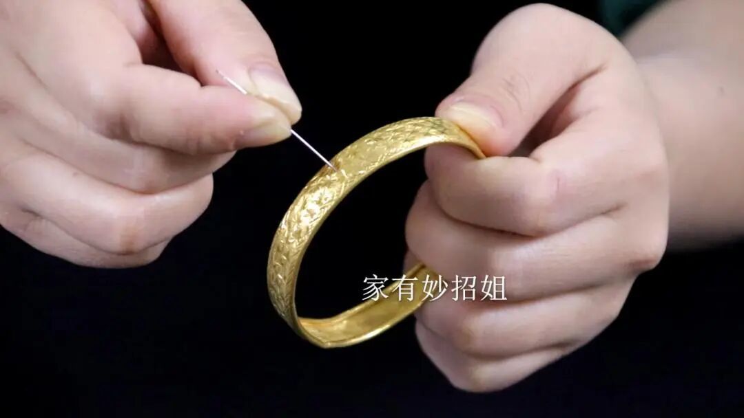 买黄金时只需带一根针，真假黄金立马“现原形”，懂的人不多！
