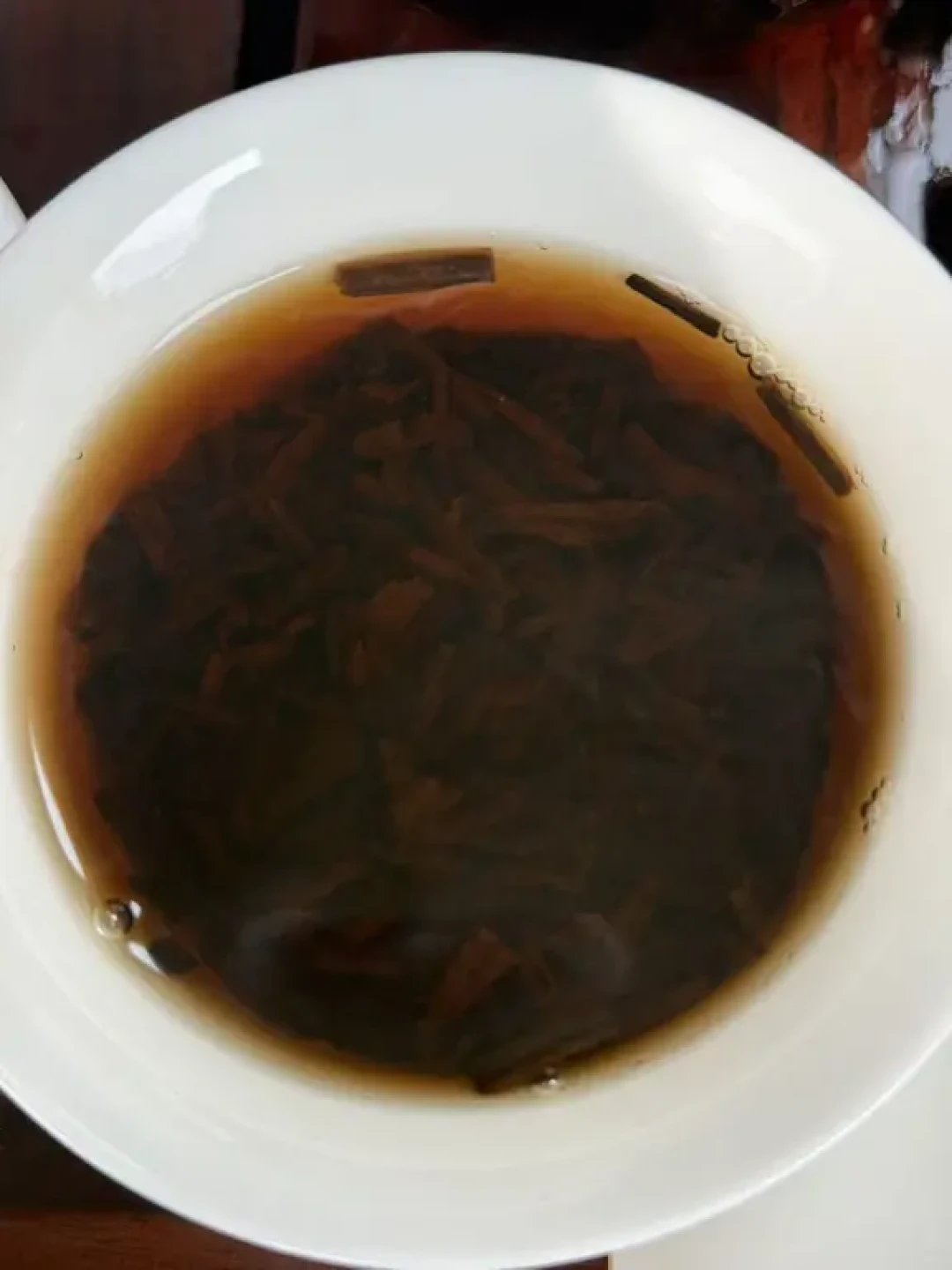 开汤品鉴三鹤福满箩六堡茶,像丐版龙团