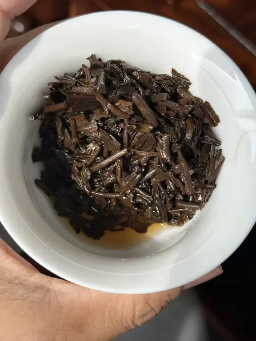 开汤品鉴三鹤福满箩六堡茶,像丐版龙团