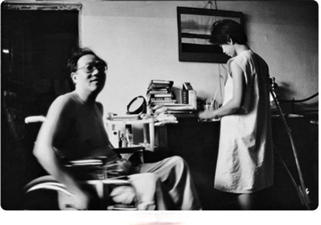 史铁生:世界以痛吻我,我要报之以歌