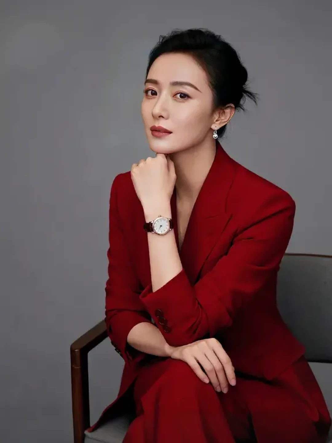 珠海|气质女王红西装写真形象照拍照技巧