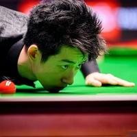 父亲惊喜助阵，吴宜泽6-0横扫对手，生涯首次闯入大师赛四强