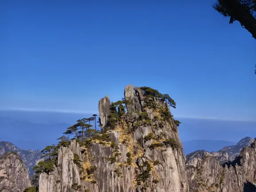 攻略版：周末两天舒适速通冬日黄山