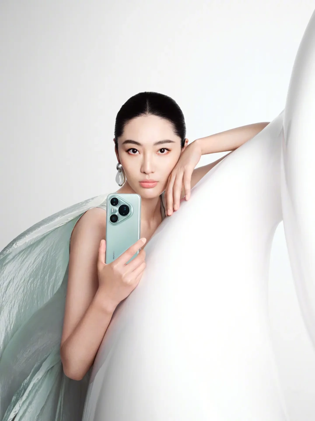 华为Pura90系列首发红枫3.0,或标配3D人脸