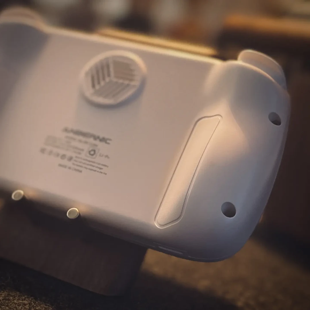 「RG Cube」白色