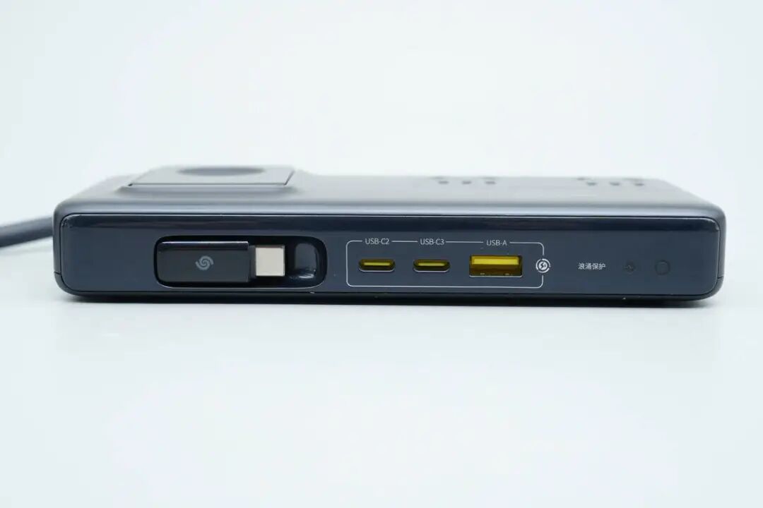 拆解报告:倍思七合一超薄充电站 100W