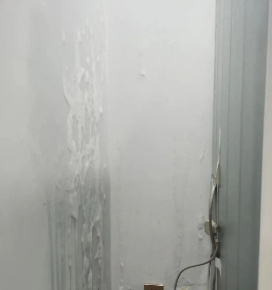 换了三台冰箱,终于悟了:宁可不买大的,冰箱也绝不能放这3处