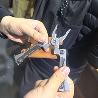 从专业硬核到融入日常生活，户外装备加速“破圈”