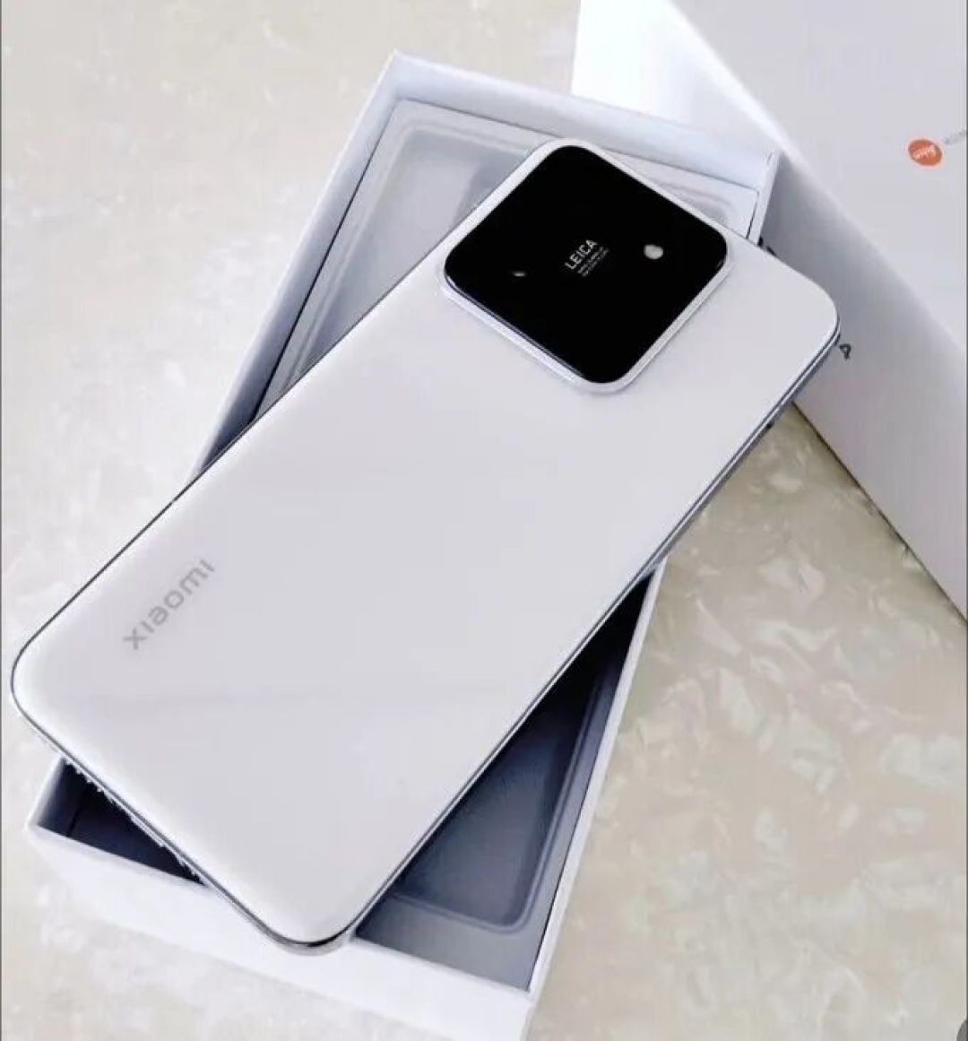 小米旗舰“半价清仓”,16GB+512GB跳水2400元,5000万长焦+IP68防水