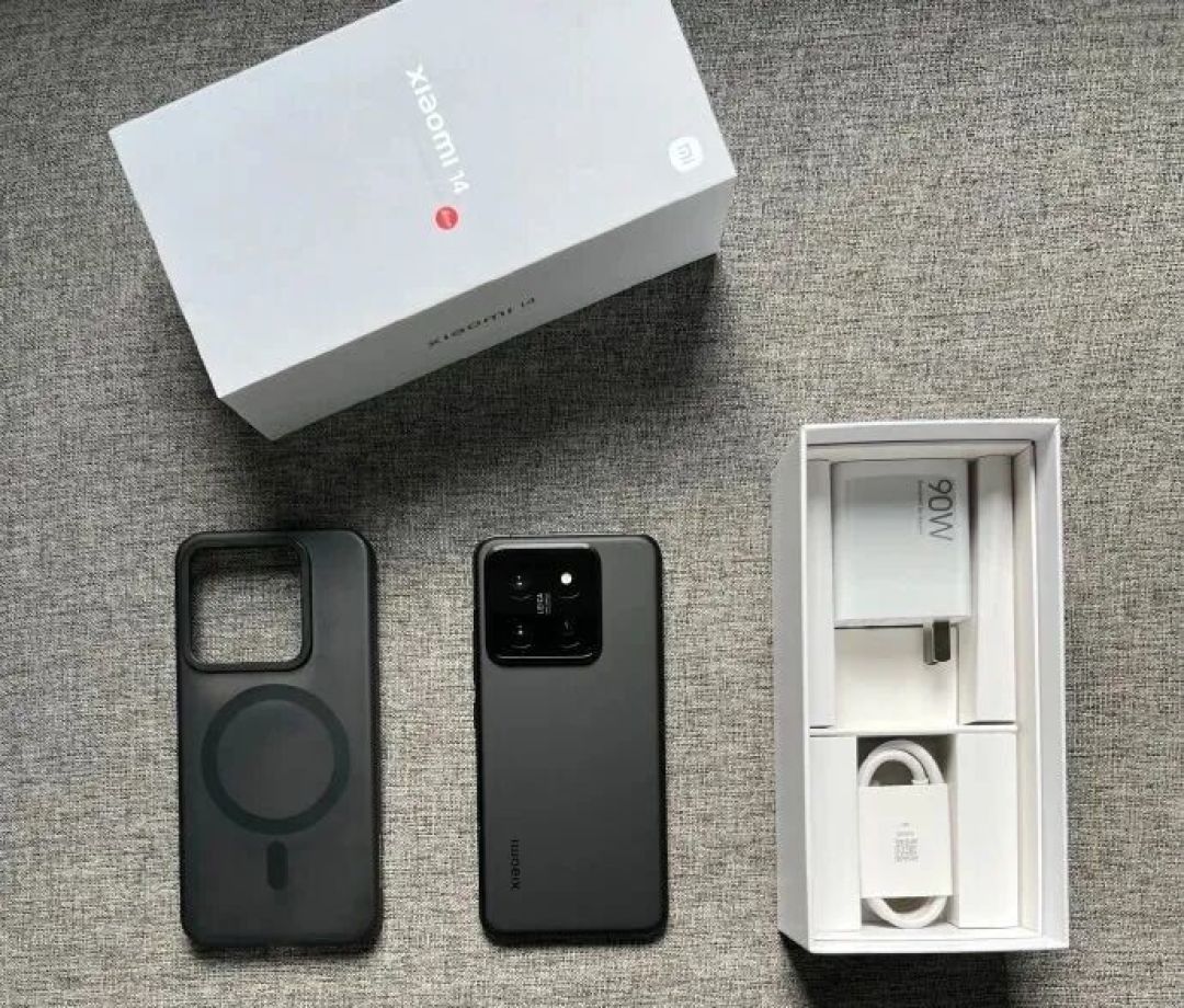 小米旗舰“半价清仓”,16GB+512GB跳水2400元,5000万长焦+IP68防水