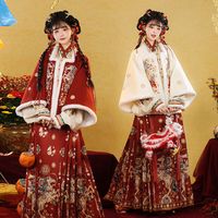 汉服 vs 旗袍裙？300+用户真实体验告诉你答案