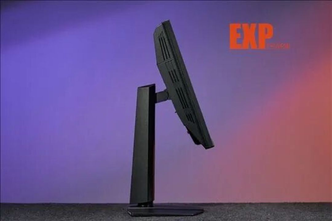 微星MPG 272QRF X36显示器评测:搭载G-SYNC Pulsar,清晰画面助你瞄更准