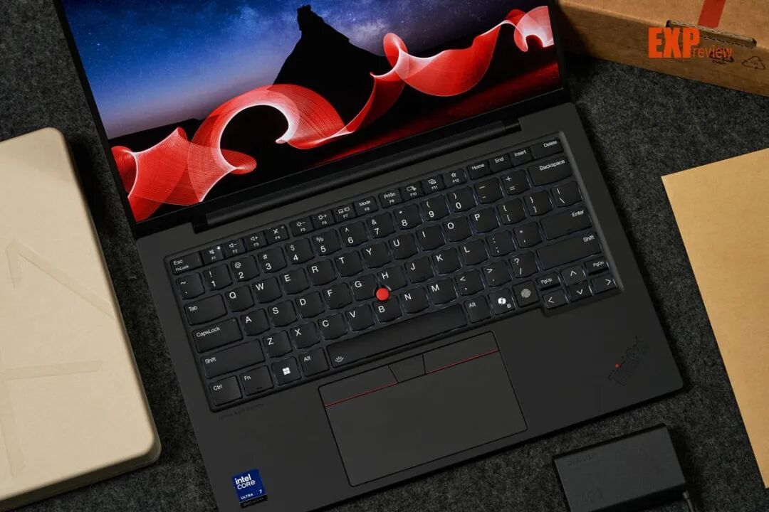 2025Q4全球PC出货量超预期，存储涨价倒逼提前备货