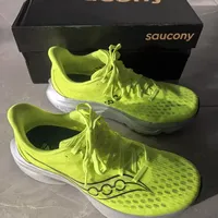 万金油跑鞋中的典中典-菁华16