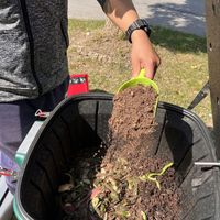 联名铭刻 沃土新生：虹越25周年携手碧奥兰，让厨房余烬化作大地诗篇