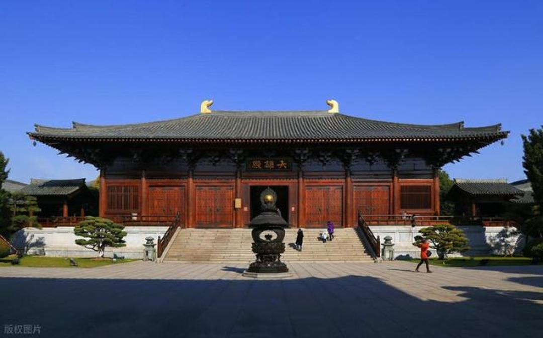 日本游客涌入扬州,打着旅游幌子不逛西湖不吃扬州炒饭,为什么