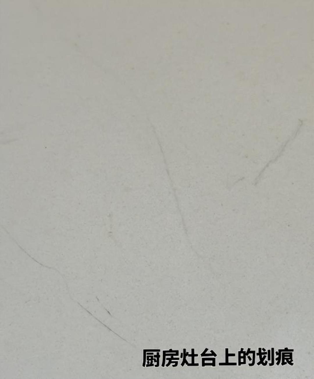 住了两年才明白:很多家庭开始重新考虑石英石台面的原因