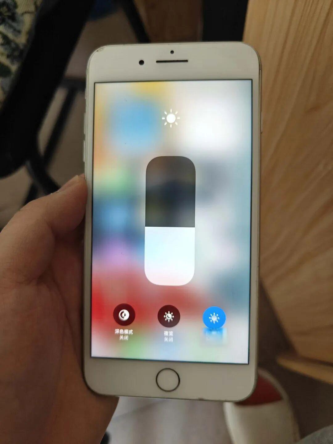 2026年iPhone 8 Plus还能不能用？值不值得买二手备用？