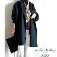 人过50岁别只会穿运动鞋，冬季试下“靴子”，时髦温暖又高级