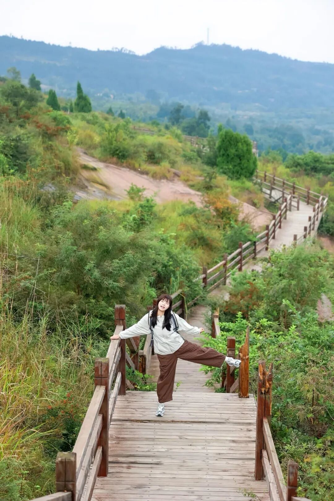 成都车程1小时|徒步山脊绿道，邂逅沱江全景