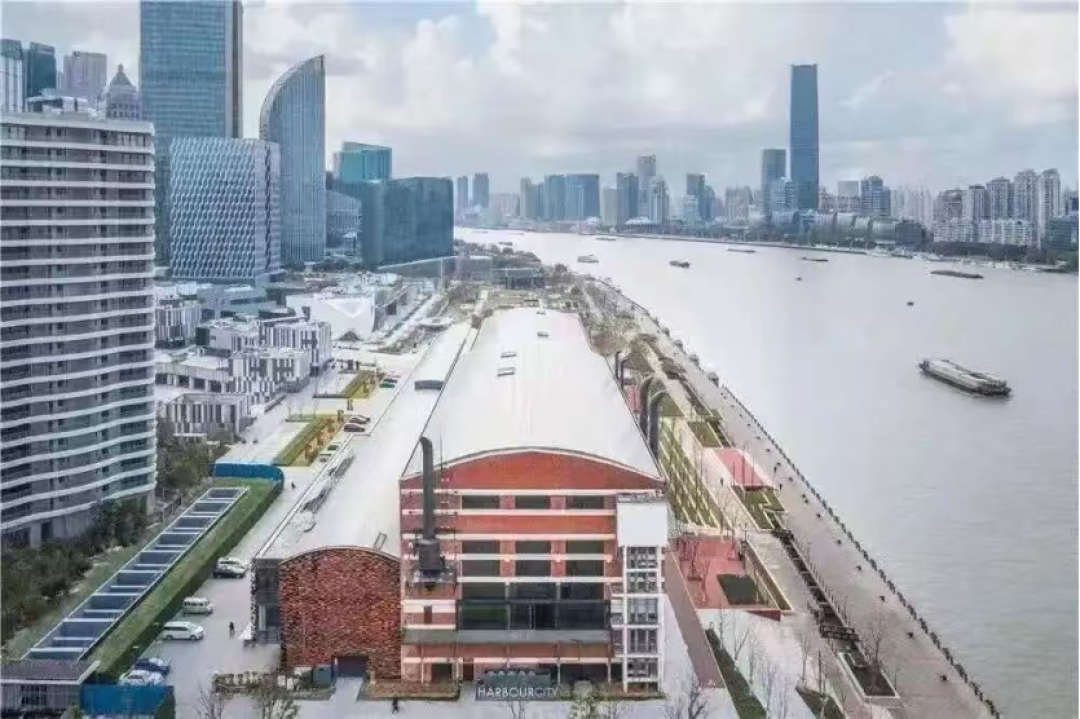 旅超打卡！走进最美公共文化空间，来一场滨江漫游