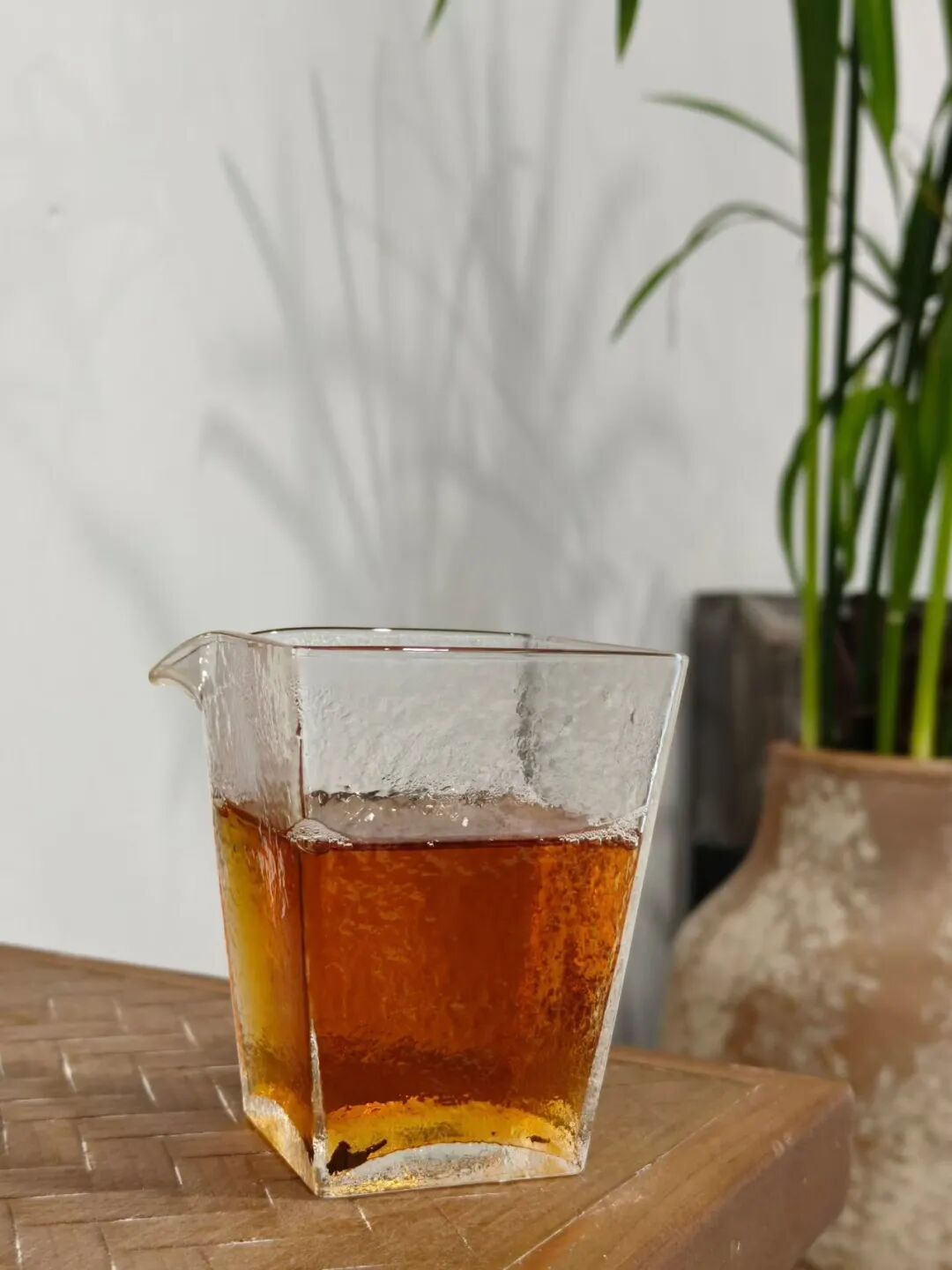 警惕你的茶杯,别让“工业垃圾茶”借“口粮茶”之名上位