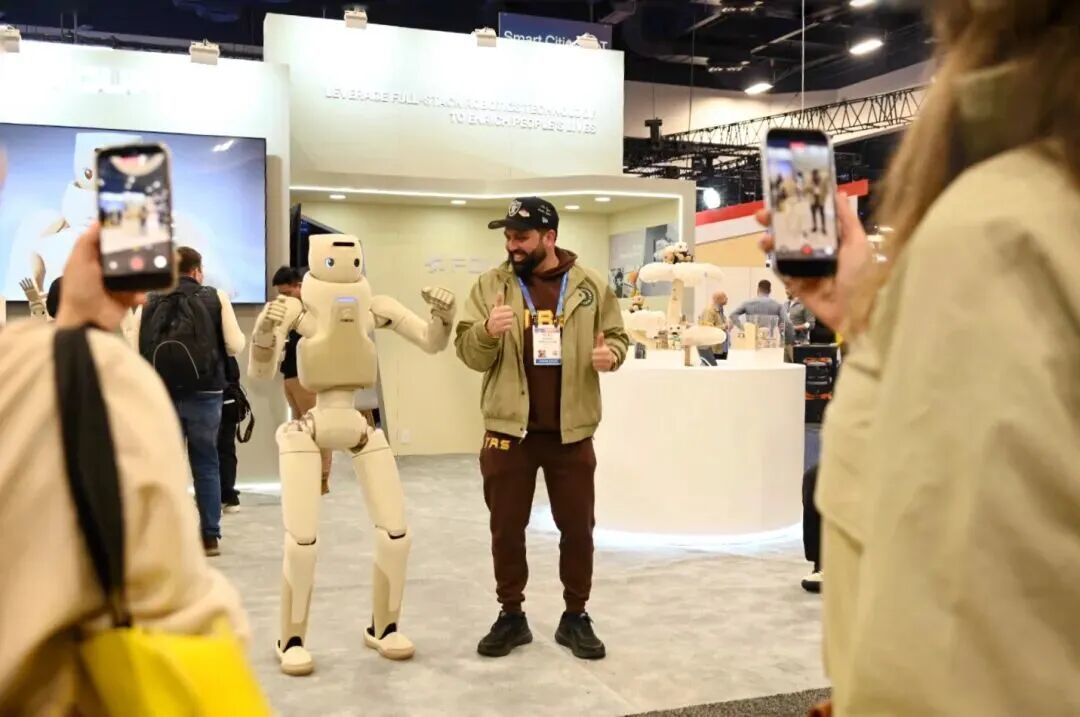 CES2026：物理AI浪潮下，中国机器人的量产突破与全球进阶