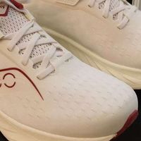 460块索康尼胜利22上脚评测，只用一半的价格平替甘油Max