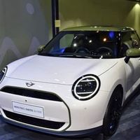 电动MINI COOPER PAUL SMITH限量款预售开启