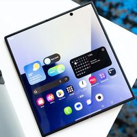 上市仅6个月，512GB版跳水2500元，三星折叠屏售价更加亲民了