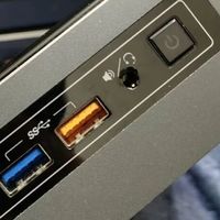 海鲜大量流出全新NUC7I5,锐炬640核显性能N100两倍，双盘位带雷电