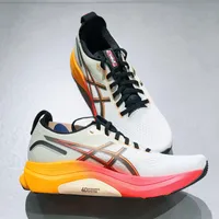 扁平足选亚瑟士支撑款还是缓震款？127位用户真实体验告诉你答案