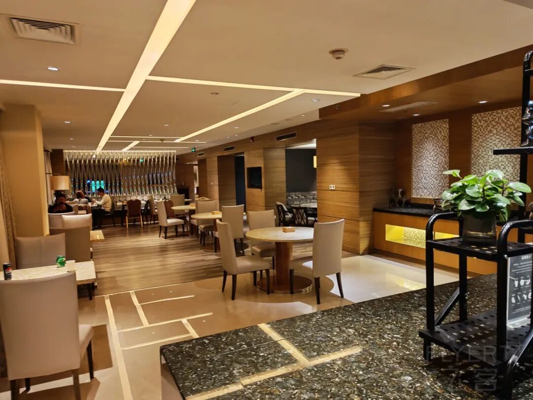 入住了N次的昆山万怡酒店，历久弥新，常年不到300块房价还有24小时酒廊