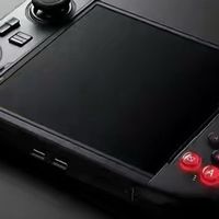 微星CLAW掌机：半价下的Windows掌机选择