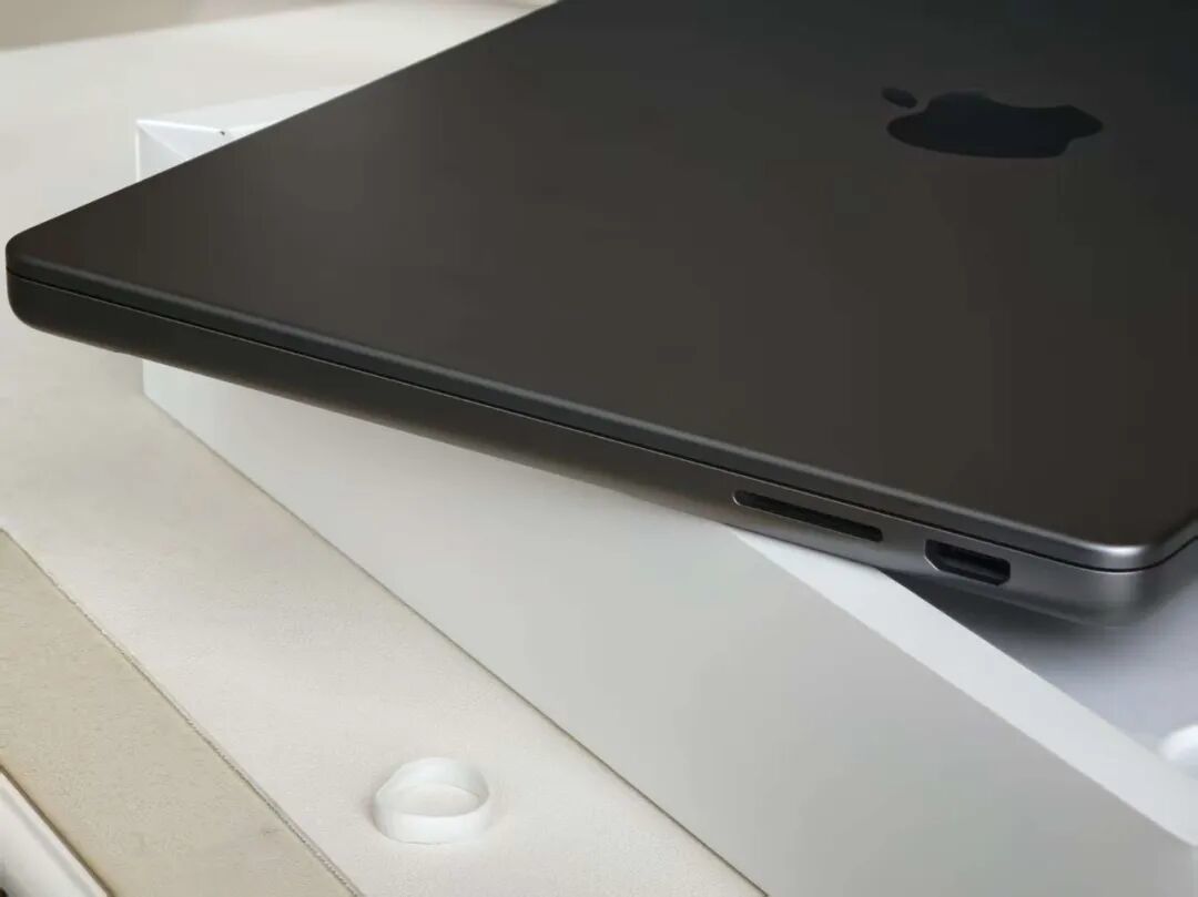 性价比最高的MacBook Pro,极品成色多少钱?我买了!